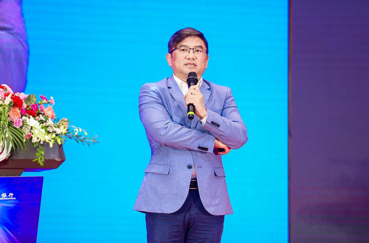 吴余龙：超级集成与超级App——基于北斗网格码的城市时空服务与价值逻辑